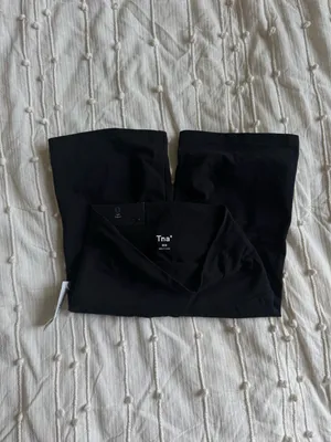Aritzia TNA Shorts thumbnail 4