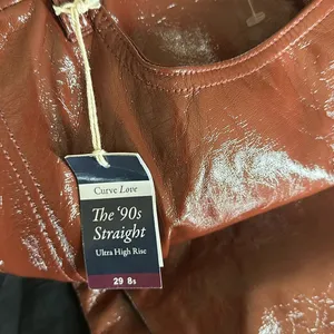 NWT A & F The 90’s Straight Ultra High Rise Patent Leather 90s Straight Leg thumbnail 8