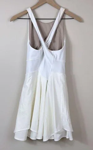 Lululemon Court Crush Dress Skort Built in Shorts Tennis Athletic White Size 8 thumbnail 3