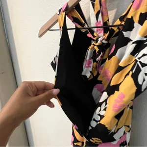 Skylar Rose Multicolor Floral Print Faux Wrap Style V Neck Skirted Romper Size S thumbnail 4