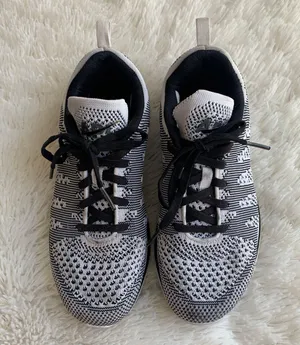 APL Techloom Pro Sneakers Size 7.5 thumbnail 1