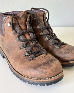 Eddie Bauer Women Waterproof Brown Leather Hiking Boots Sz 9.5 Vibram Sole Italy thumbnail 1