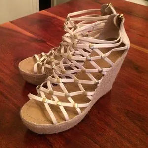 Size 8 Vince Camuto wedges thumbnail 1