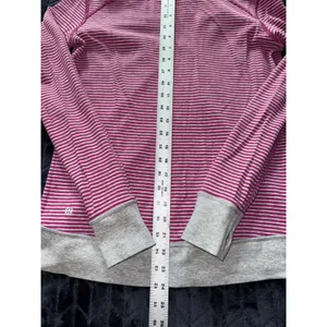 Lululemon In A Cinch Heathered Gray‎ Hoodie Thumbhole Pullover Women's Size 8 thumbnail 11