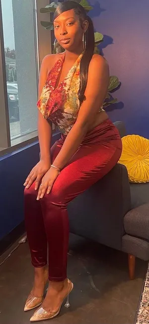 FashioNova Printed bodysuit thumbnail 1