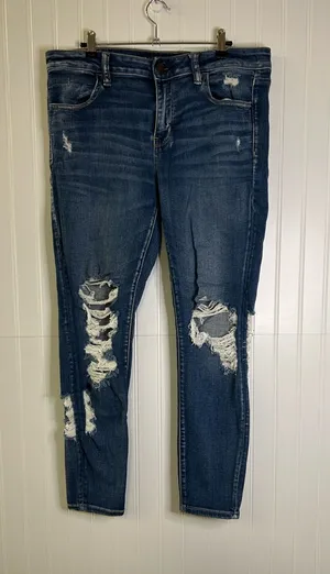 American Eagle Next Level Stretch Distressed Jeggings Size 14 thumbnail 1