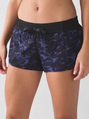 Lululemon Camo Emperor Blue Black 2" Hotty Hot Short - Size - 8 thumbnail 2
