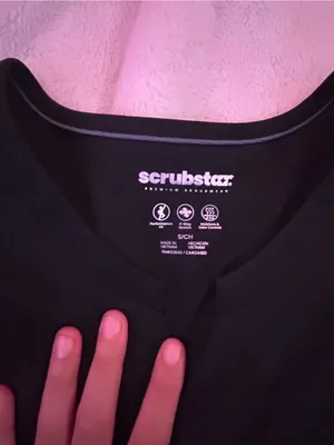 Scrubstar Women’s Black V-Neck Short Sleeve Scrub Top thumbnail 2