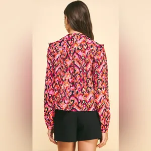 Pinch Printed Pintuck Top thumbnail 2
