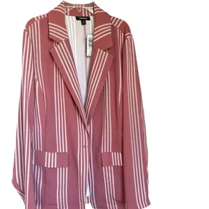 NWT Torrid Lightweight Boyfriend Blazer Pink/ White/ Stripe Size 2X thumbnail 11