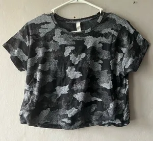 Lululemon Black and Grey Camo Cates Tees Size 6 thumbnail 1