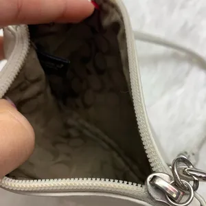 y2k COACH white Wristlet thumbnail 5