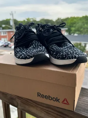 Reebok Black & White Speckled Knit Sneakers thumbnail 4