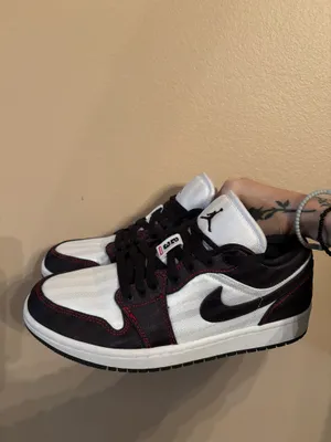 Wmns Air Jordan 1 Low SE Utility ‘White Black Red' thumbnail 6