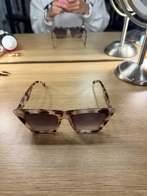 Target Sunglasses thumbnail 3