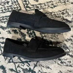 Old Navy Faux-Suede Penny Loafer Shoes Size 6 thumbnail 2