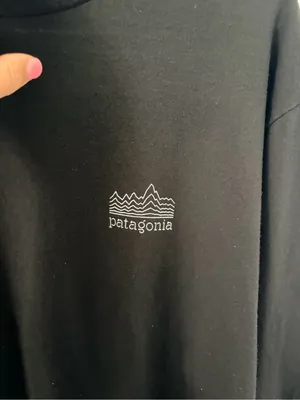 Patagonia Black Men’s Long-Sleeve Crewneck Shirt thumbnail 5