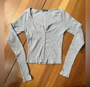Brandy Melville Heather Gray Button Thermal, One Size thumbnail 1