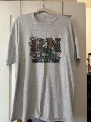 Gildan NWOT "RN" Tee XL thumbnail 1