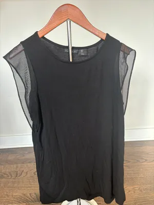 Tahari Tank thumbnail 1