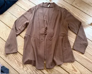 Halara V Neck Single Front Work Peplum Jacket size L thumbnail 1