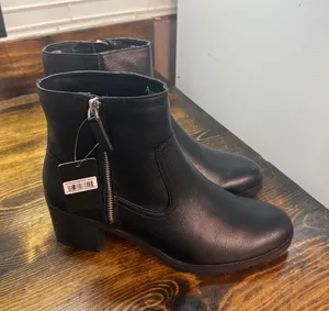 American Exchange Black Heeled Ankle Boots‎ Size 9.5 thumbnail 1