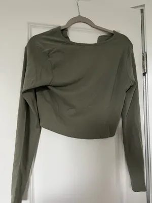 Divided Green Long Sleeve Crop Top Olive thumbnail 3
