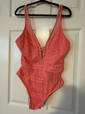 BECCA Rebecca Virtue Reveal Crochet Plunge One Piece Swimsuit Coral L thumbnail 2