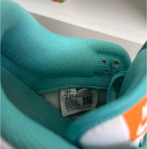 Nike Dunk Low thumbnail 4