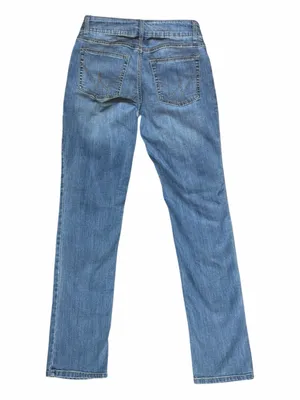 Wrangler Women's Straight Leg Jeans in Light Blue Denim thumbnail 2