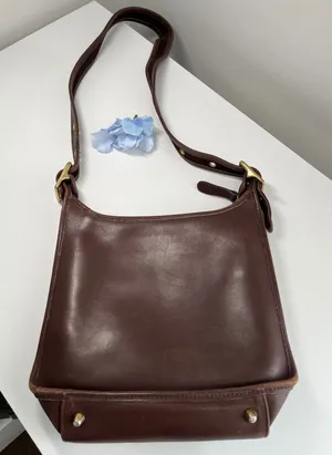Vintage Unbranded Mahogany Leather Ergo‎ Crossbody Bag Minimalist 90s Style thumbnail 1
