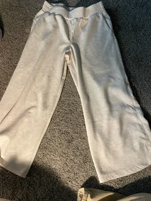 Women’s loungewear set  thumbnail 3