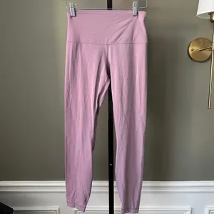 Lululemon Align High-Rise Pant 25” Size 6 Lavender Lux Womens thumbnail 2