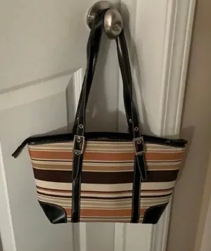 Purse thumbnail 2