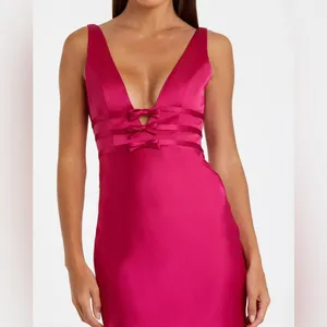 MAC DUGGAL Hot Pink Sleeveless V Neck Satin Gown With Bow Details Size 4 thumbnail 2