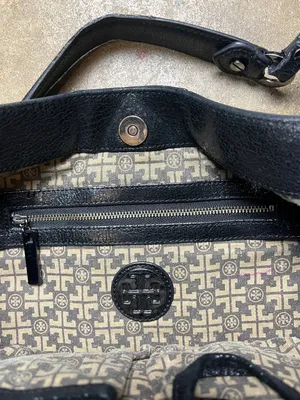 Tory Burch Cracked Leather Hobo Shoulder Bag with Gunmetal Hardware thumbnail 9