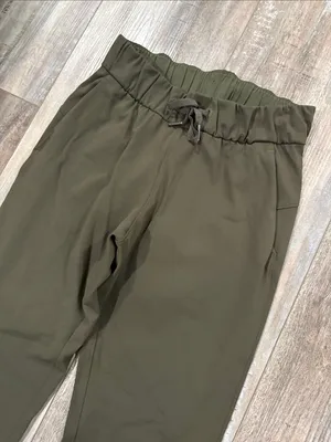Lululemon On the Fly 7/8 Pant Size 2 Dark Olive Green Luxtreme Drawstring Pants thumbnail 4