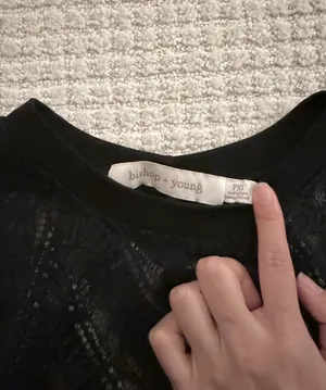 Black lace Crop top thumbnail 4