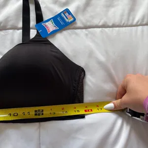 NWT Hanes Comfort Flex Fit Wireless Bra Black Womens XL G521 HB21 thumbnail 2