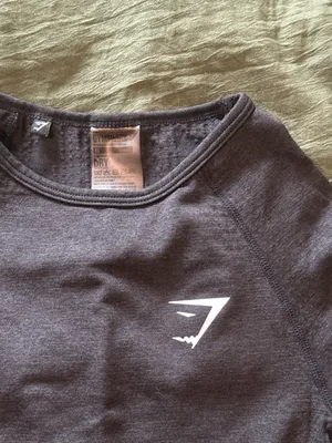 Gymshark Top Long Sleeve thumbnail 2