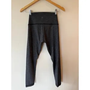 Lululemon Wunder Under High Rise Leggings Womens 6 Heather Black Athleisure thumbnail 2