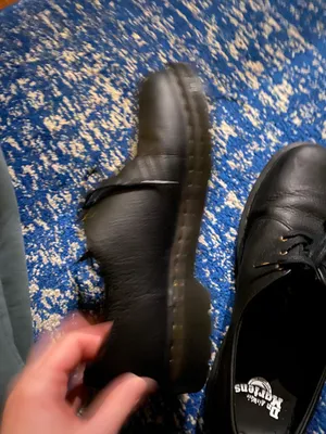 Dr. Martens Airwair thumbnail 4