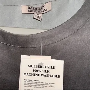 Badgley Mischka Ombre Grey Loungewear Silk top (Size Medium) thumbnail 6