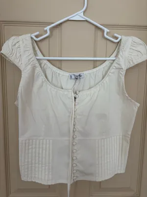 Mango cream/ivory crop top thumbnail 1