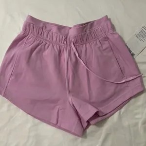 Lululemon Inner Glow HR Shirt 3" NWOT! thumbnail 2