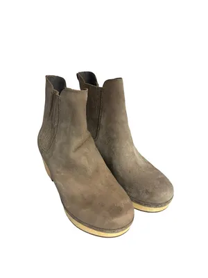 Frye & Co. Odessa Chelsea Boots High Heel Nubuck Leather Taupe Size 8.5 Women's thumbnail 2