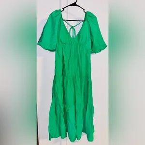 Love, Bonito Green Katrine Padded Tiered Low Back Maxi Dress Size 6 thumbnail 2
