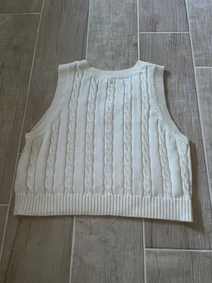 Garage sweater vest thumbnail 3