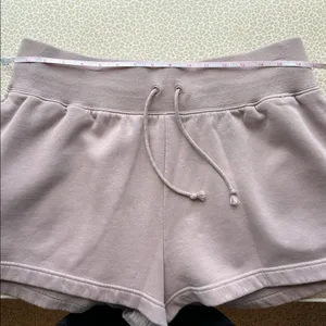 NWOT Nike Women's Loose Fit Mauve Sweatshorts size XL thumbnail 6