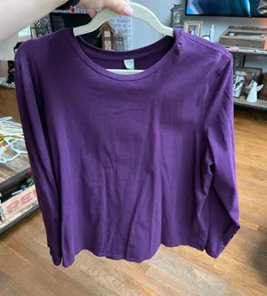 lululemon long-sleeve crewneck top purple women's XL thumbnail 1